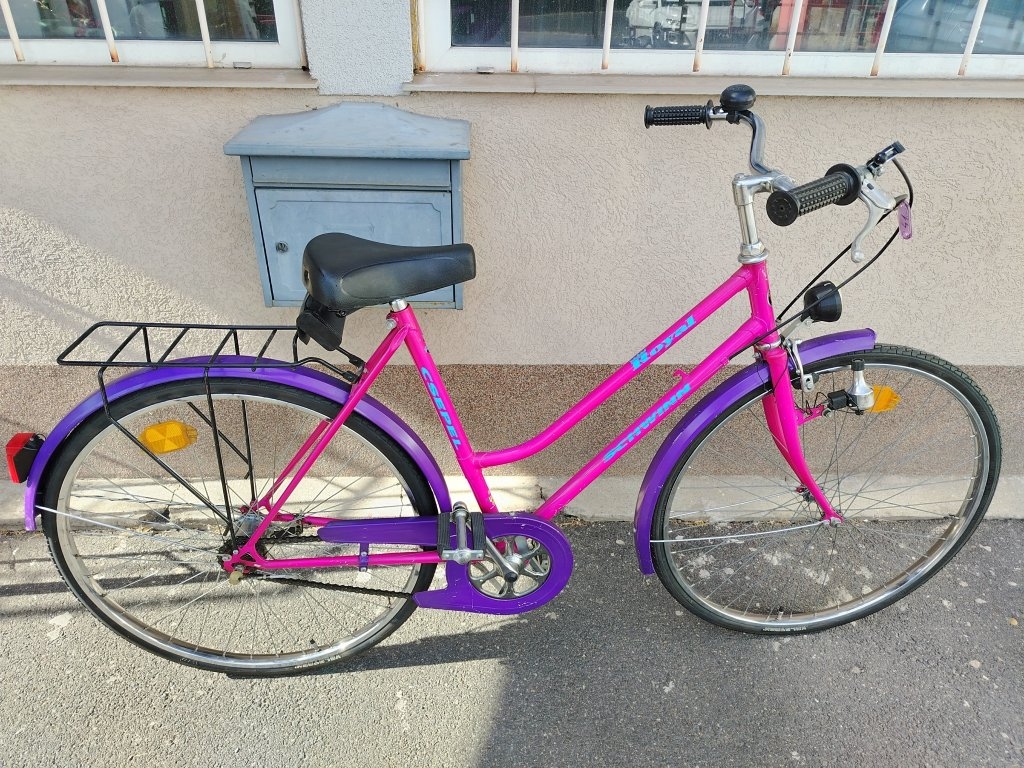 Scheinn Cseoel Royal 26″ Női piros agyváltós kerékpár!