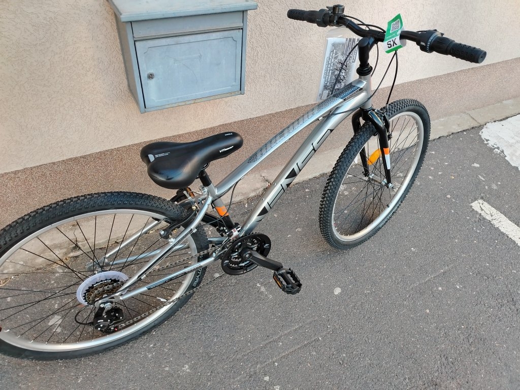 Új Venssini Arcadia ffi 26″ ezüst alacsony vázas kerékpár!