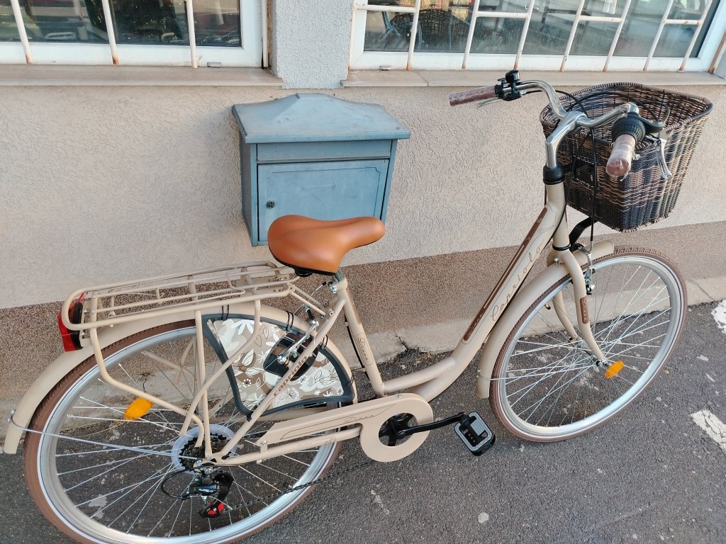 Új Capriolo Diana 28″ Női bézs váltós kerékpár!