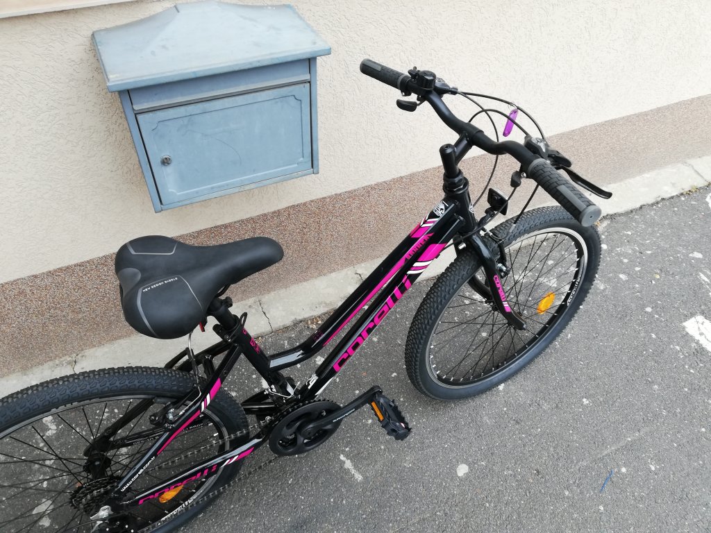 Új Corelli Shivers 24″ kislány aluvázas kerékpár!